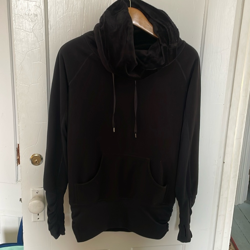 Lululemon pullover fleece
